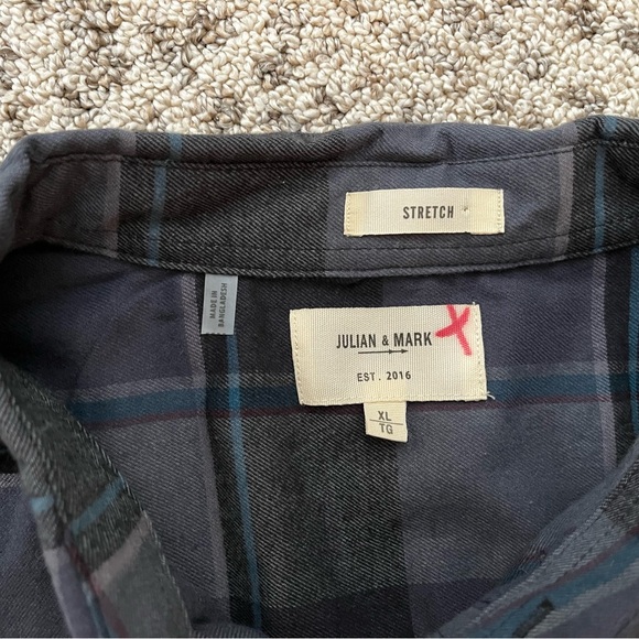 Julian and Mark Plaid Flannel Cotton Stretch Shirt - Picture 4 of 9